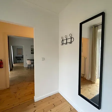 Aparthotel Dene Living 3*