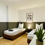 Apartmanhotel Dene Living 3*