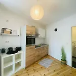 Dene Living شقة فندقية برلين