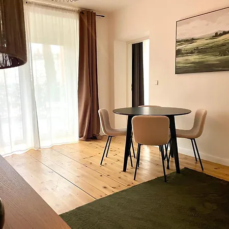 Dene Living 3* Berlin
